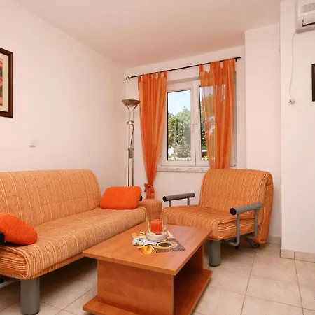 Apartments With A Parking Space Pinezici, Krk - 5464 Exterior photo